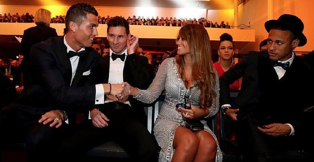 国外UP主靠“拳击假人”击败老头环DLC最终BOSS拉塔恩